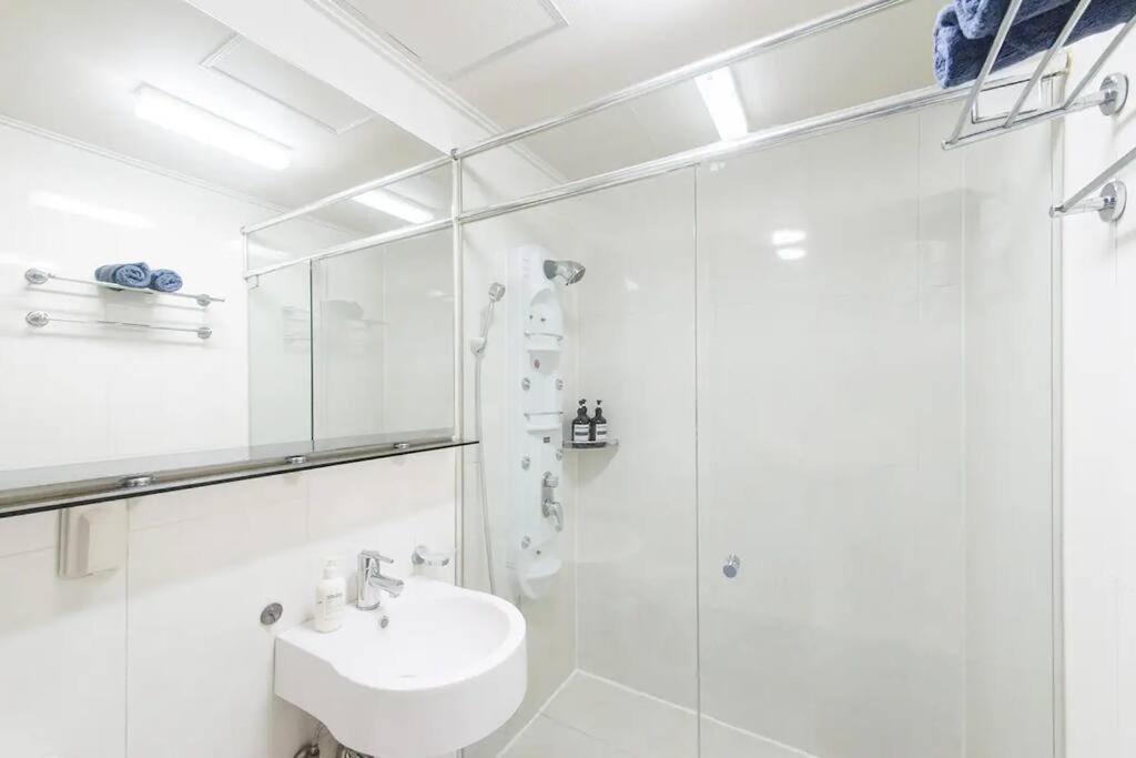 Apartment Woodream-beam Projector-6 Min Gangnam Stn Seoul